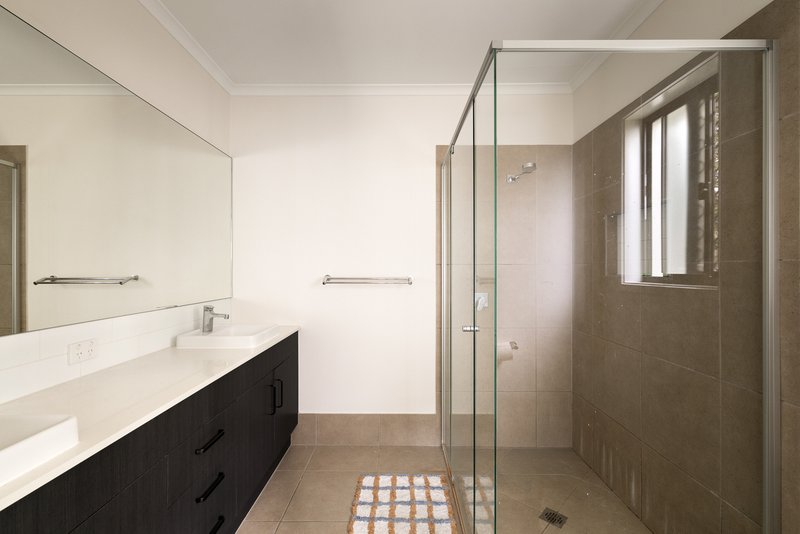 Photo - 18 Bourke Crescent, Nudgee QLD 4014 - Image 12