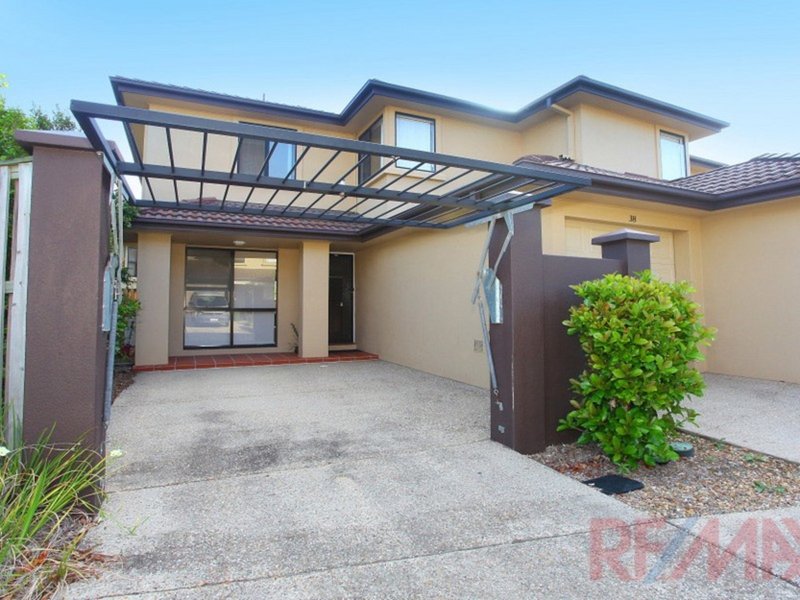 Photo - 18 Bourton Rd , Merrimac QLD 4226 - Image 2