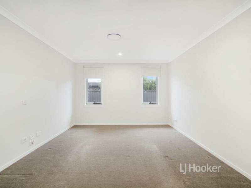 Photo - 18 Bow Street, Vincentia NSW 2540 - Image 4