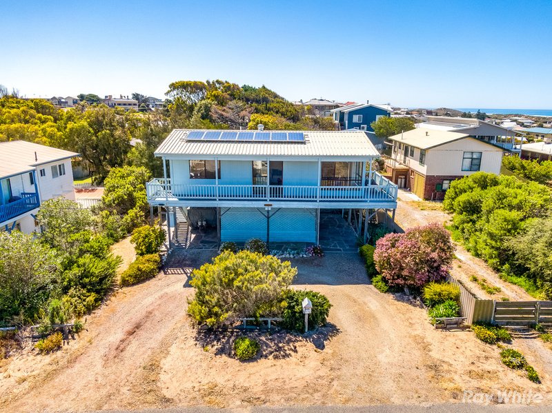 Photo - 18 Bowley Street, Goolwa Beach SA 5214 - Image 2