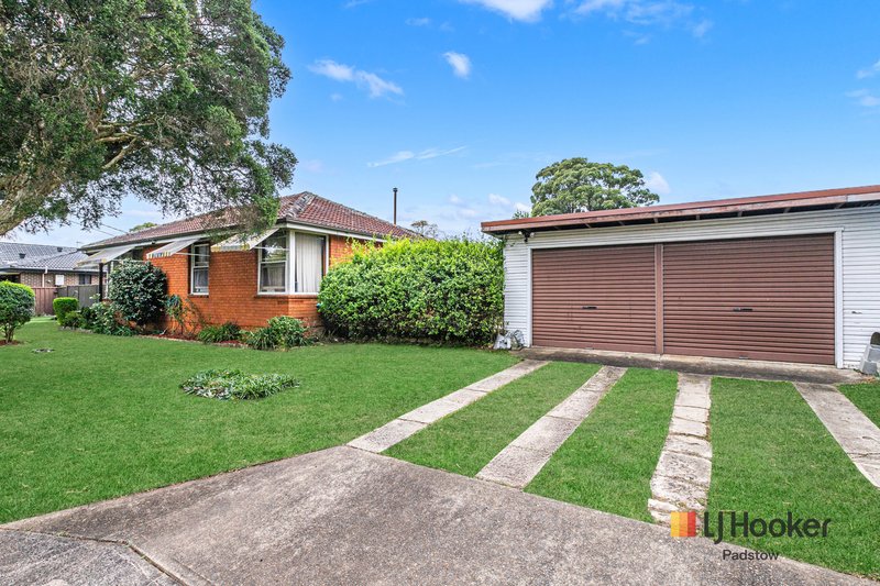 Photo - 18 Bradley Crescent, Wiley Park NSW 2195 - Image 8