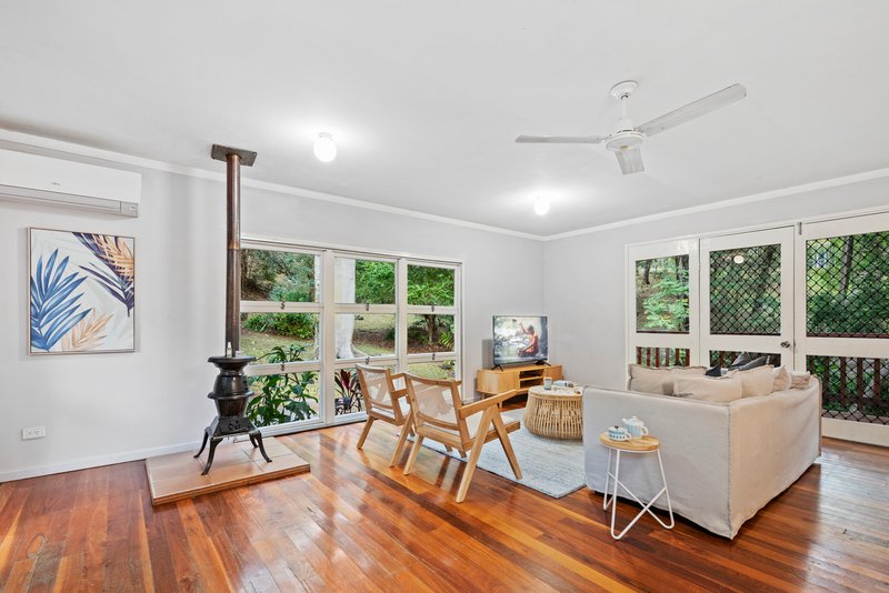 Photo - 18 Brahman Court, Tallebudgera QLD 4228 - Image 3