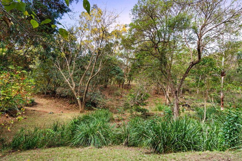 Photo - 18 Brahman Court, Tallebudgera QLD 4228 - Image 10