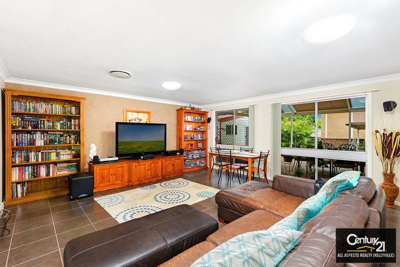 Photo - 18 Brahms Street, Seven Hills NSW 2147 - Image 3