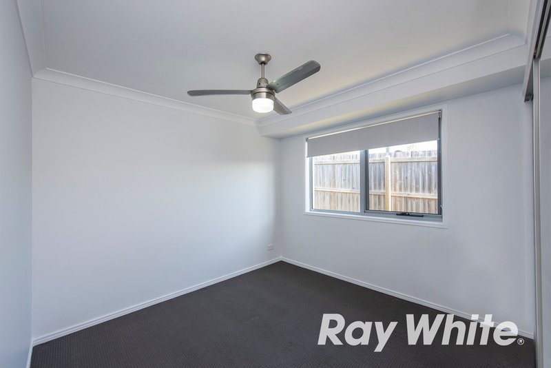 Photo - 18 Brendan Thorne Place, Marsden QLD 4132 - Image 9