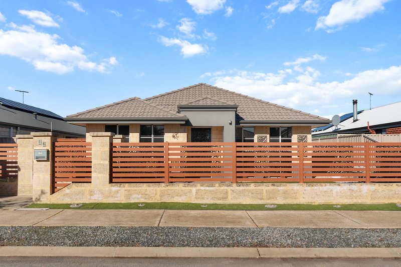Photo - 18 Breton Bend, Baldivis WA 6171 - Image 1