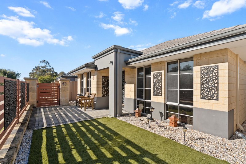 Photo - 18 Breton Bend, Baldivis WA 6171 - Image 3