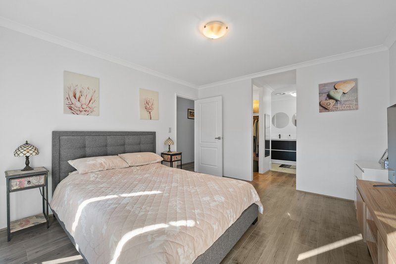 Photo - 18 Breton Bend, Baldivis WA 6171 - Image 6