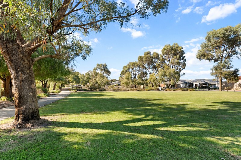Photo - 18 Breton Bend, Baldivis WA 6171 - Image 31
