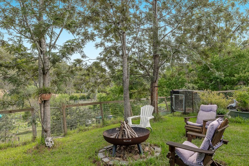 Photo - 18 Breydon Road, Hodgson Vale QLD 4352 - Image 15