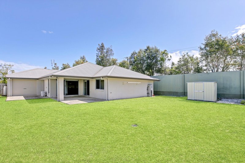 Photo - 18 Bribie Place, Mountain Creek QLD 4557 - Image 13