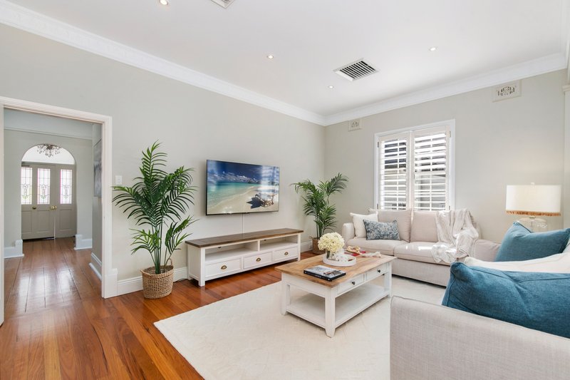 Photo - 18 Brisbane Street, Fairlight NSW 2094 - Image 17