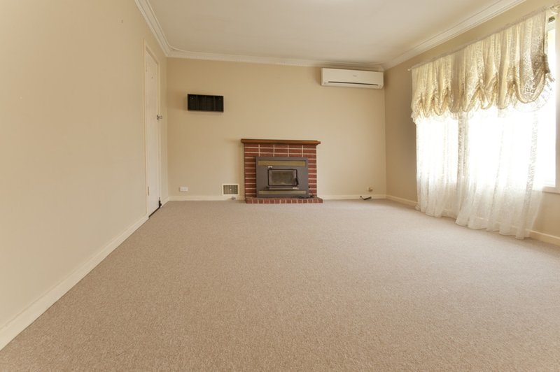 Photo - 18 Britten Street, East Bunbury WA 6230 - Image 4