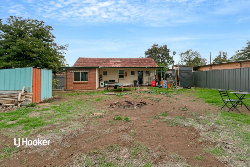 Photo - 18 Brixton Road, Elizabeth North SA 5113 - Image 16