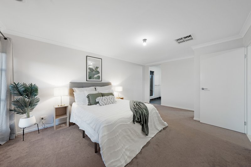 Photo - 18 Brocker Street, Clyde North VIC 3978 - Image 3