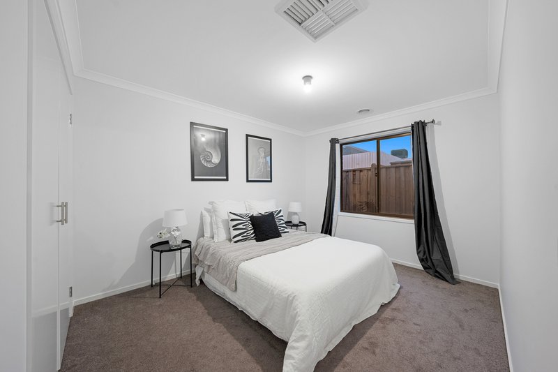 Photo - 18 Brocker Street, Clyde North VIC 3978 - Image 16