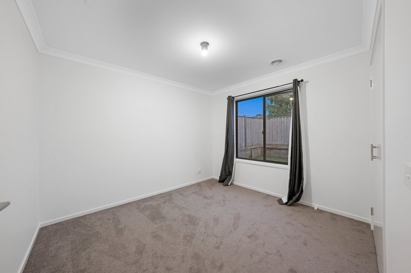 Photo - 18 Brocker Street, Clyde North VIC 3978 - Image 18