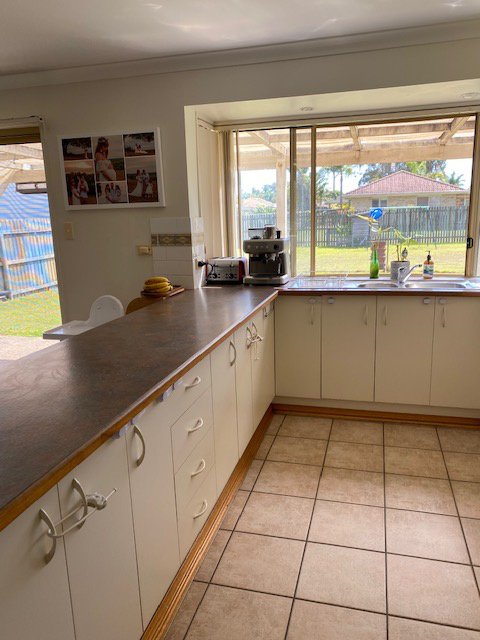 Photo - 18 Brolga Court, Eli Waters QLD 4655 - Image 6