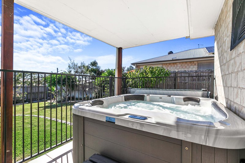 Photo - 18 Bronte Place, Urraween QLD 4655 - Image 19