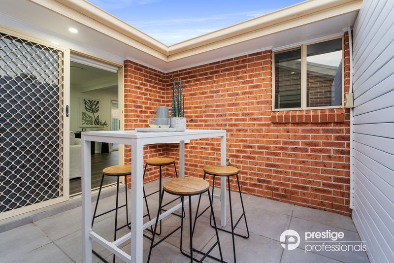 Photo - 18 Brownlow Court, Wattle Grove NSW 2173 - Image 13