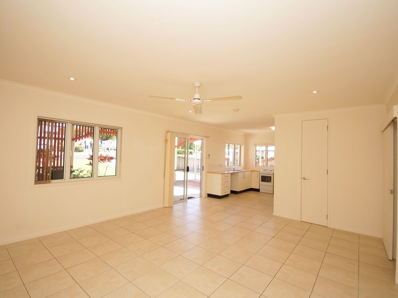 Photo - 18 Bryant Street, Tully QLD 4854 - Image 22