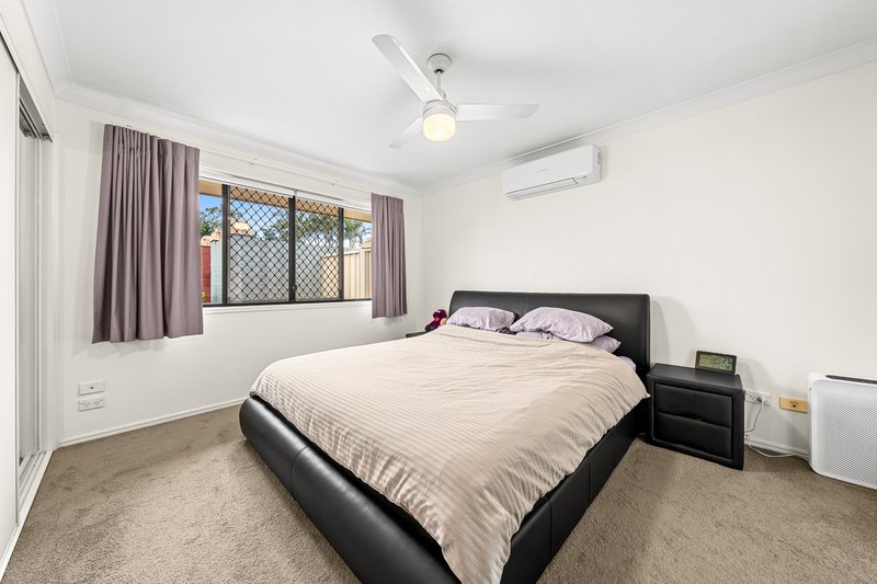 Photo - 1/8 Buckingham Place, Eight Mile Plains QLD 4113 - Image 7