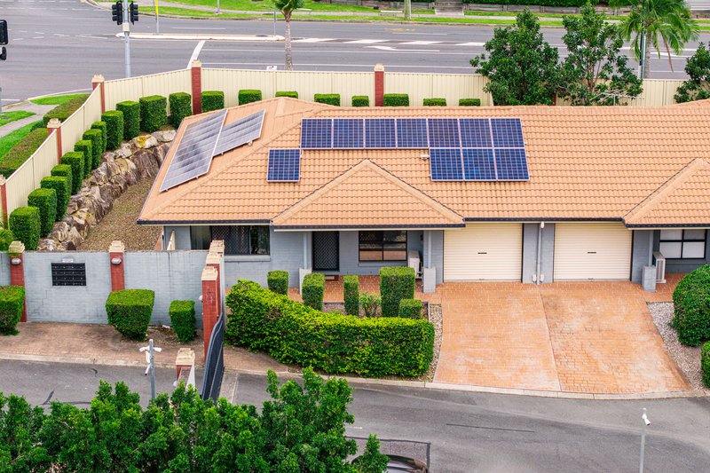 Photo - 1/8 Buckingham Place, Eight Mile Plains QLD 4113 - Image 15