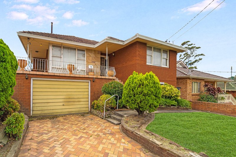 18 Buckwall Avenue, Greenacre NSW 2190