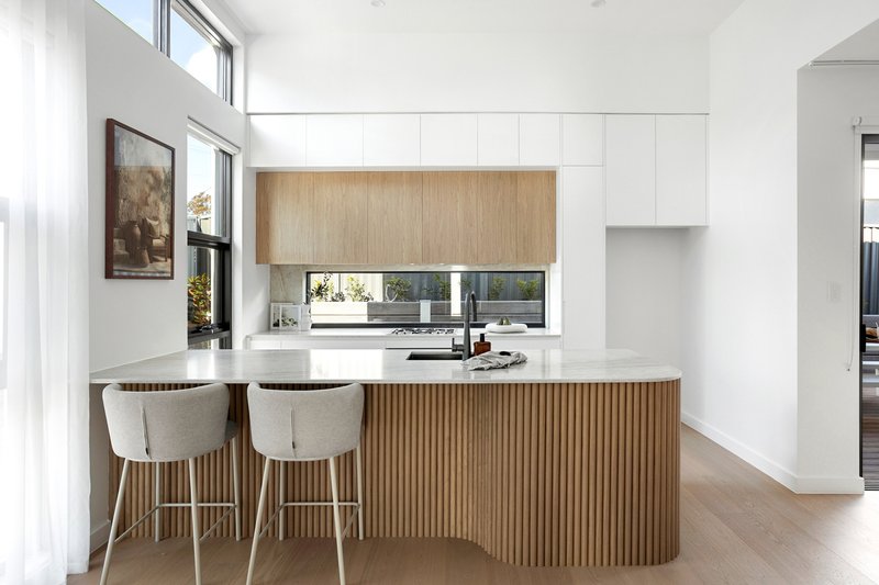 Photo - 18 Bukari Street, West Wollongong NSW 2500 - Image 6