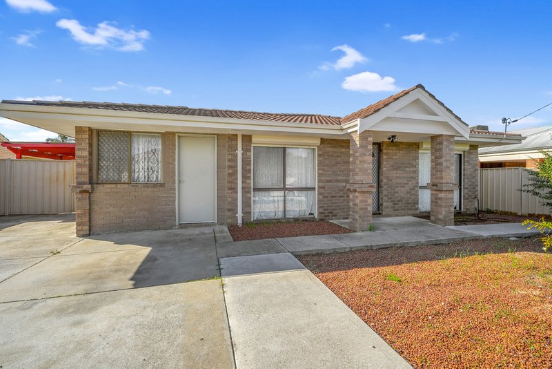 18 Bullfinch Street, Huntingdale WA 6110