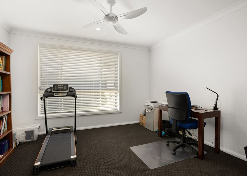 Photo - 18 Bunyan Avenue, Old Bar NSW 2430 - Image 11