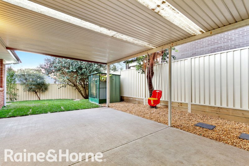 Photo - 18 Burnham Avenue, Glenwood NSW 2768 - Image 9