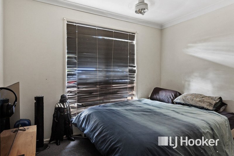 Photo - 18 Bursaria Street, Crestmead QLD 4132 - Image 6