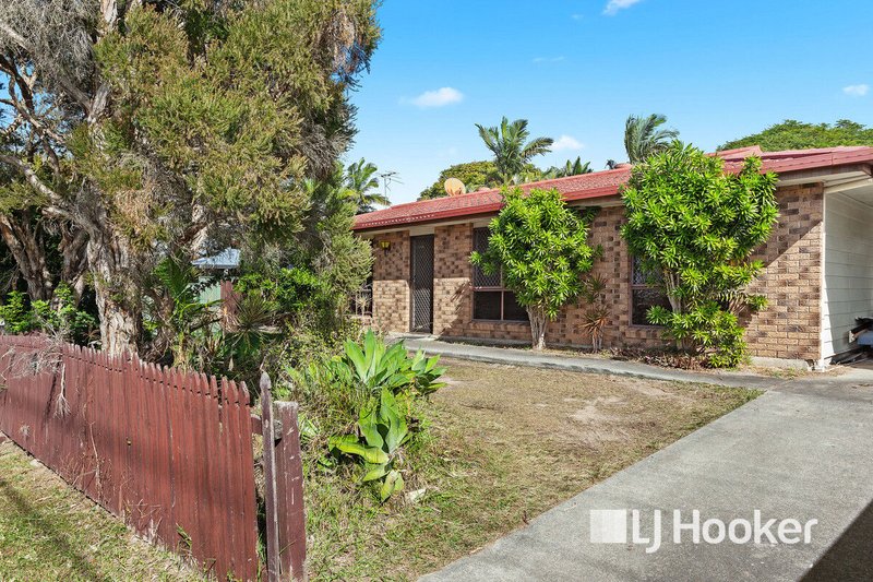 Photo - 18 Bursaria Street, Crestmead QLD 4132 - Image 13