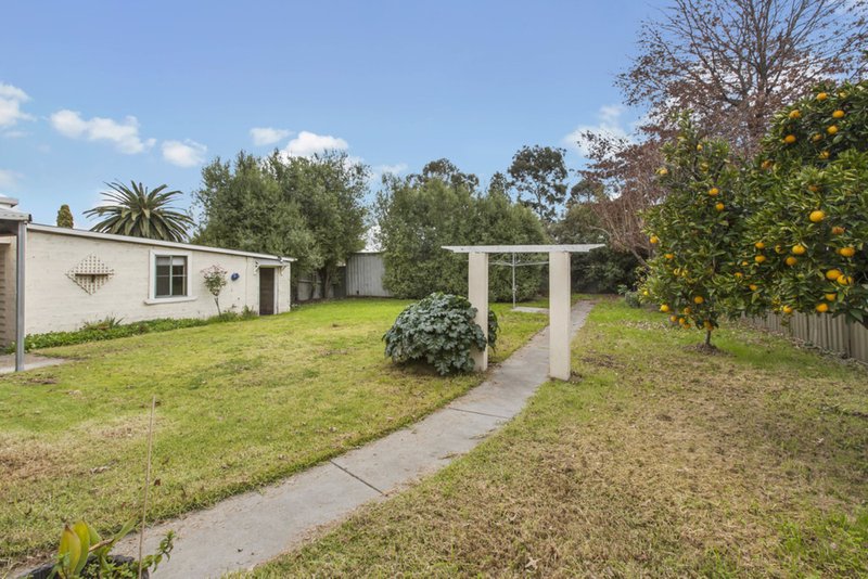 Photo - 18 Butler Street, Seymour VIC 3660 - Image 7