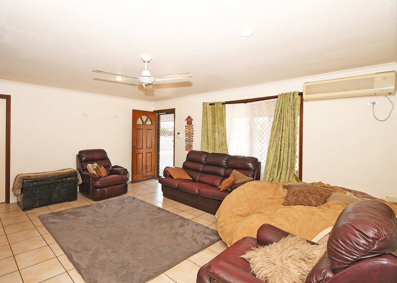 Photo - 18 Caddy Ave , Urraween QLD 4655 - Image 3