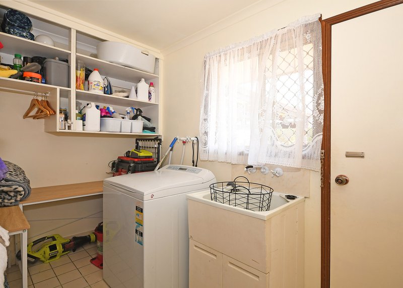 Photo - 18 Caddy Ave , Urraween QLD 4655 - Image 11