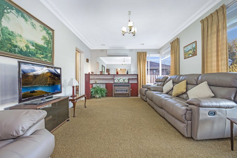 Photo - 18 Caesar Street, Mulgrave VIC 3170 - Image 2