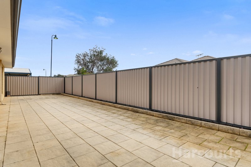 Photo - 18 Cairo Way, Wanneroo WA 6065 - Image 21