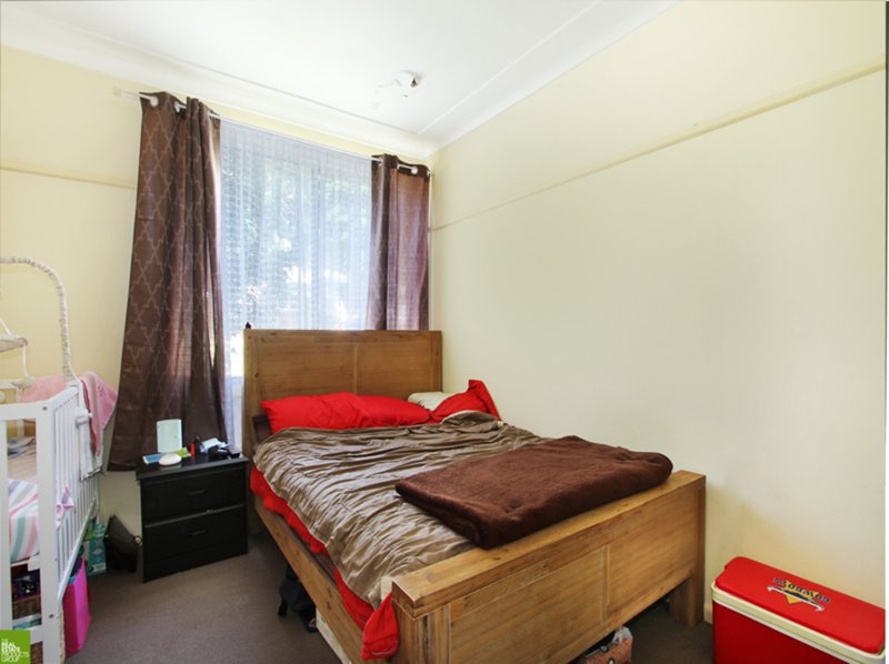 Photo - 18 Cambridge Street, Berkeley NSW 2506 - Image 6