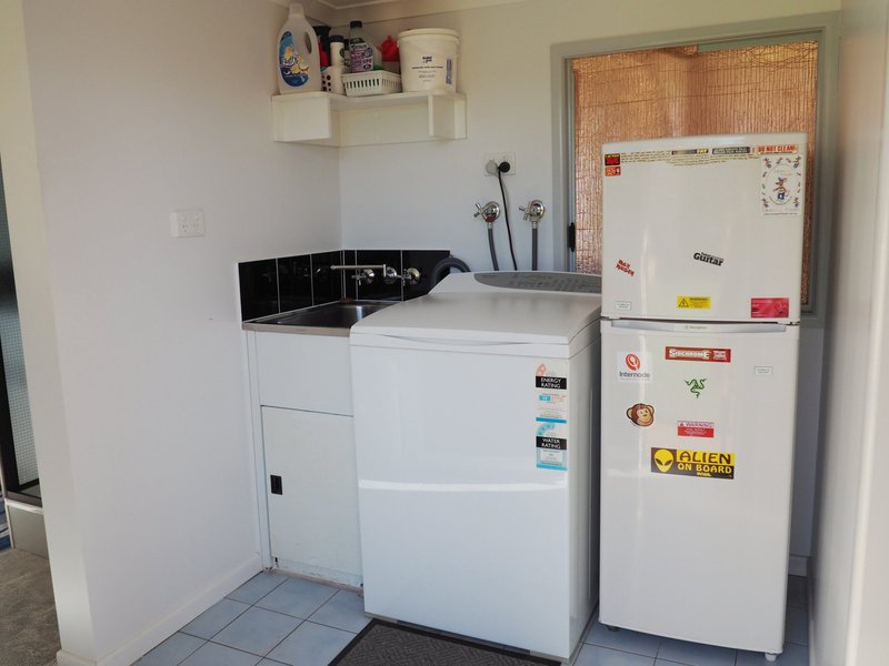 Photo - 18 Campbell Street, Mount Isa QLD 4825 - Image 15