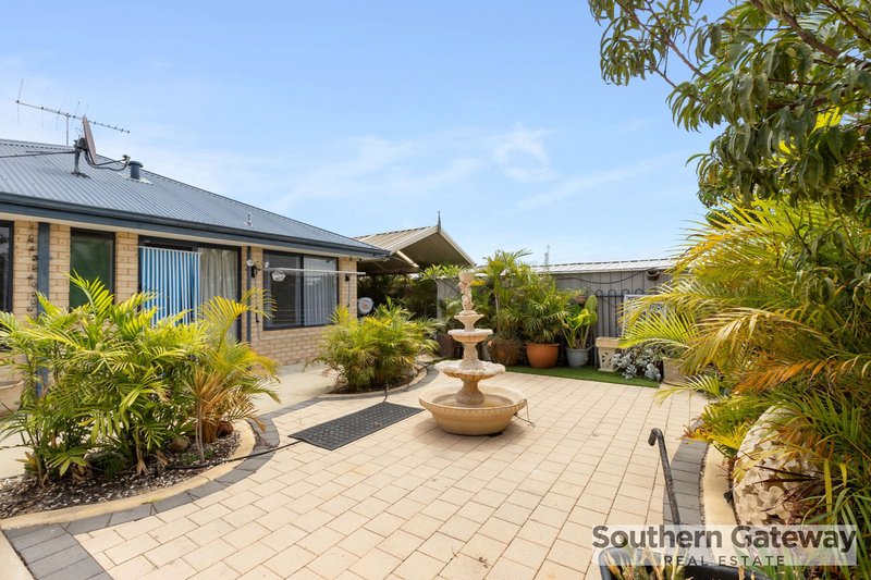 Photo - 18 Campden Loop, Parmelia WA 6167 - Image 2