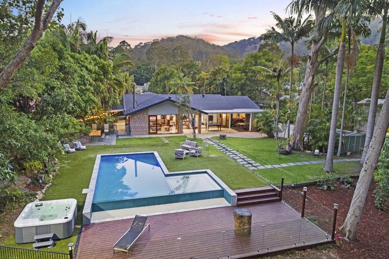 Photo - 18 Camphorlaurel Court, Tallebudgera Valley QLD 4228 - Image