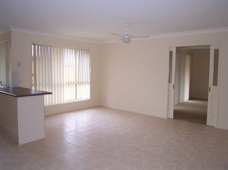 Photo - 18 Candle Cresent , Caboolture QLD 4510 - Image 3