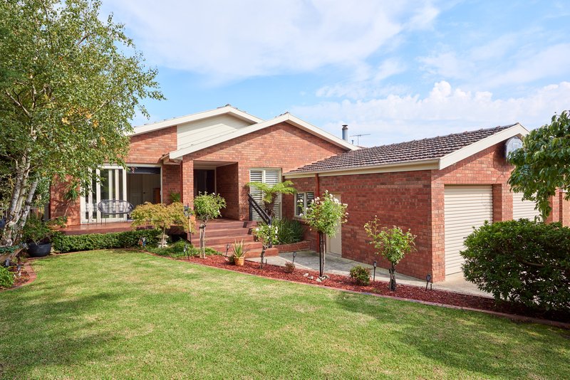 18 Cantala Court, Endeavour Hills VIC 3802