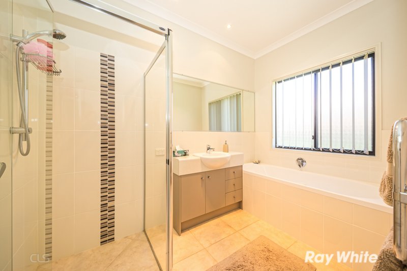 Photo - 18 Capstan Court, Banksia Beach QLD 4507 - Image 12