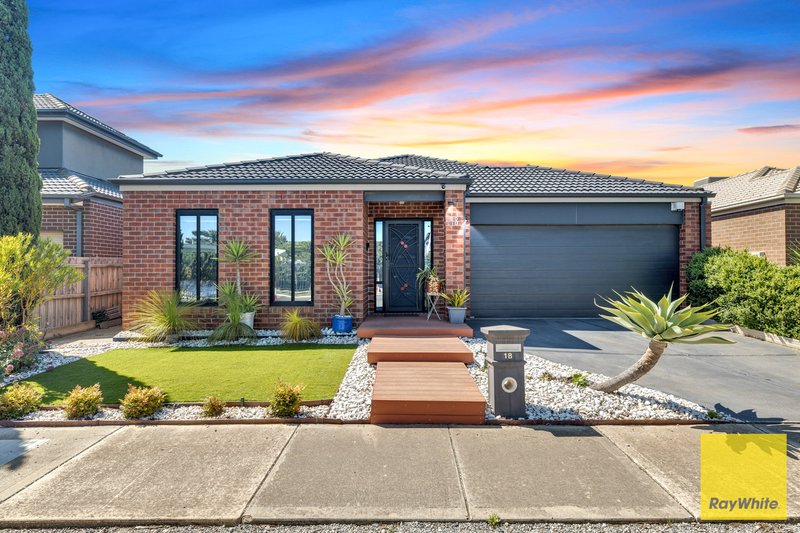 18 Caraleena Drive, Tarneit VIC 3029