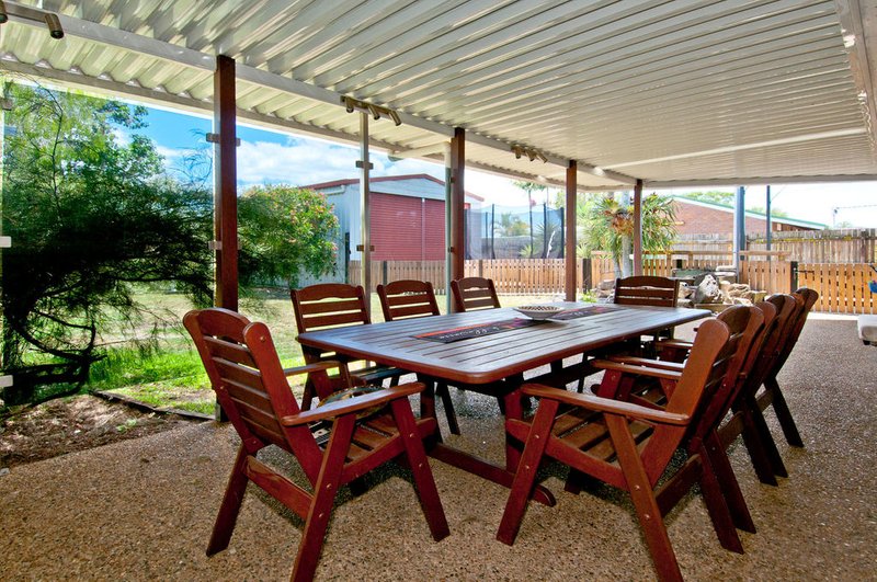 Photo - 18 Carbon Court, Bethania QLD 4205 - Image 2