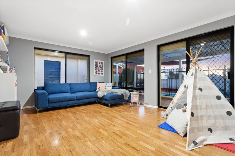 Photo - 18 Careening Way, Coogee WA 6166 - Image 19