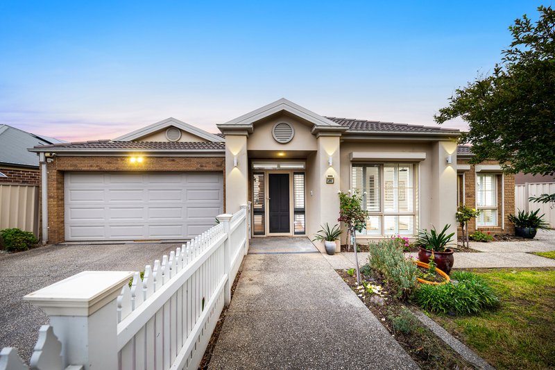 Photo - 18 Carisbrook Court, Taylors Hill VIC 3037 - Image 1